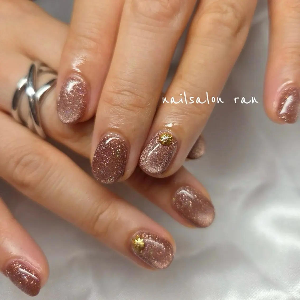 ネイル フラッシュネイル ワンカラーネイル ピンク ハンドネイル nailsalon ranのネイルデザイン