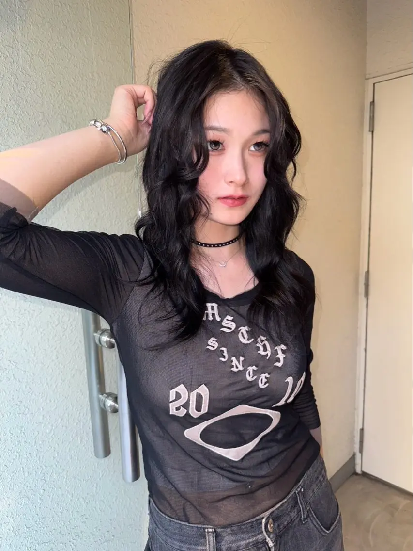 セミロング カット SIKI ゆうのヘアスタイル