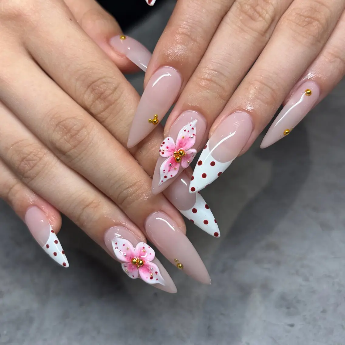 ネイル アートネイル スカルプネイル ネイルチップ ハンドネイル IROHA NAIL 横山佳那のネイルデザイン