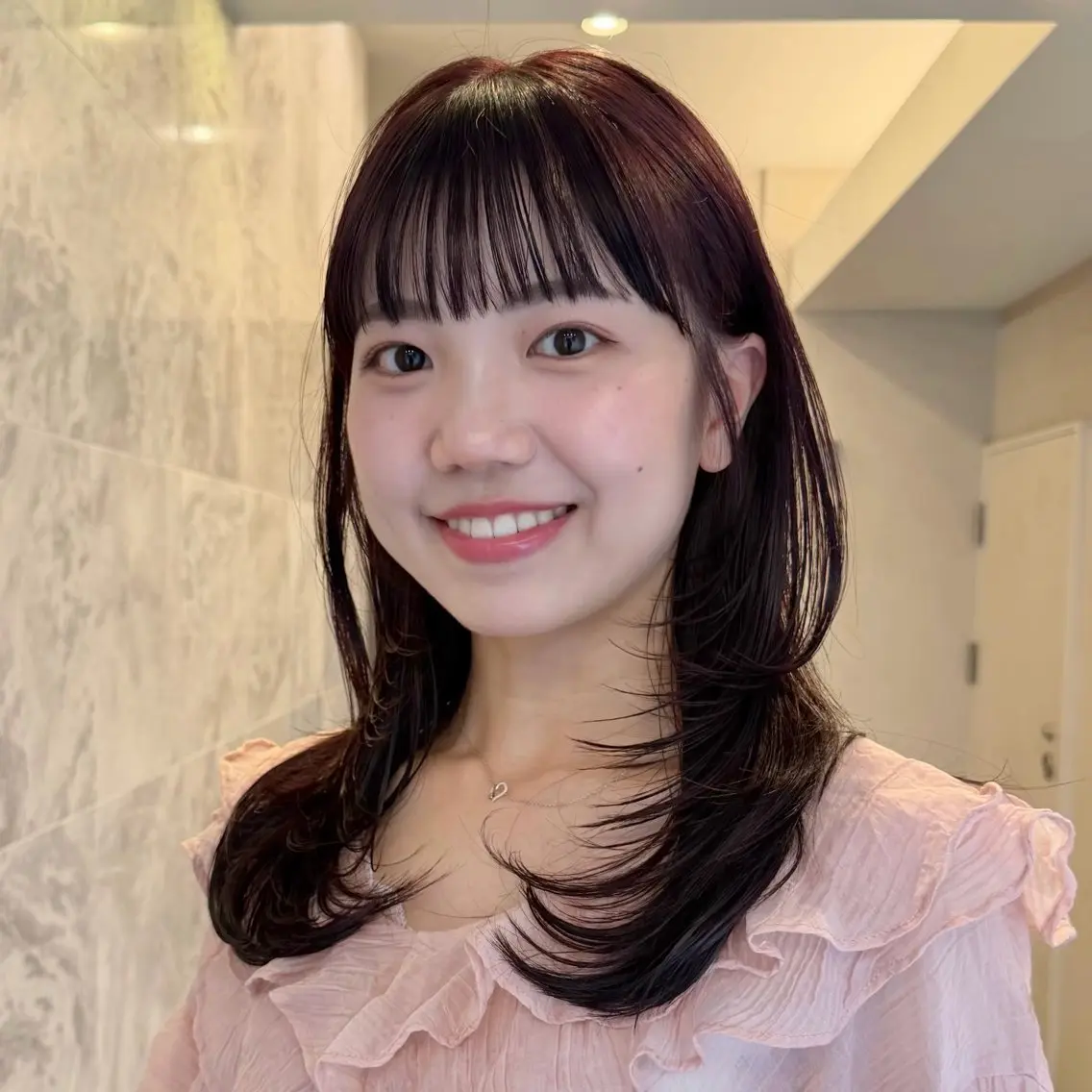 セミロング カラー 顔周りレイヤー꙳⋆ ミディアム⌇SAKIのヘアスタイル