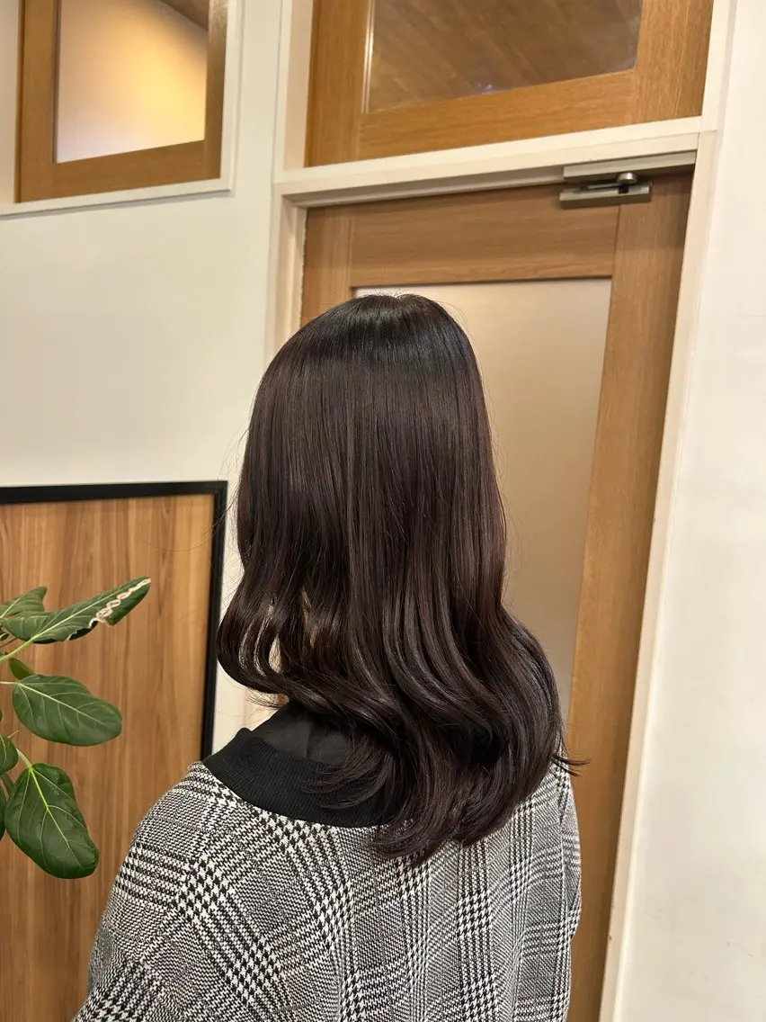 カラー ラベンダーカラー 根本 琴子のヘアスタイル