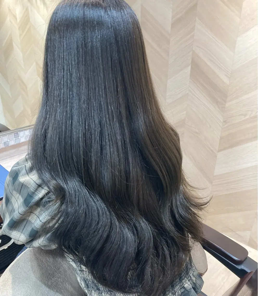 ロング ヘアカラー 髪質改善 TOMOMIのヘアスタイル
