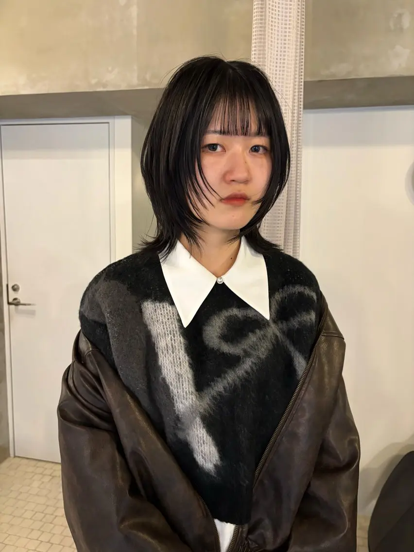 ミディアム カット 小野 明日香のヘアスタイル
