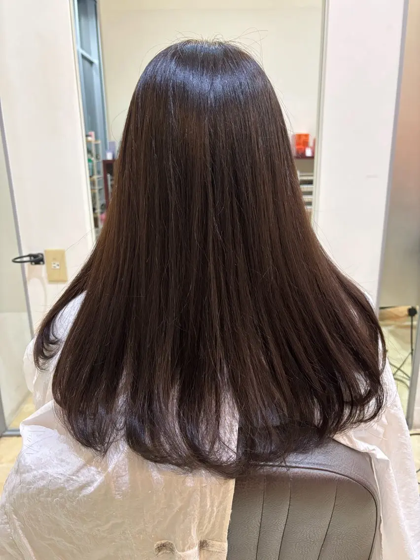 ロング カラー カット ヘアカラー ヘッドスパ 亀山 来未のヘアスタイル