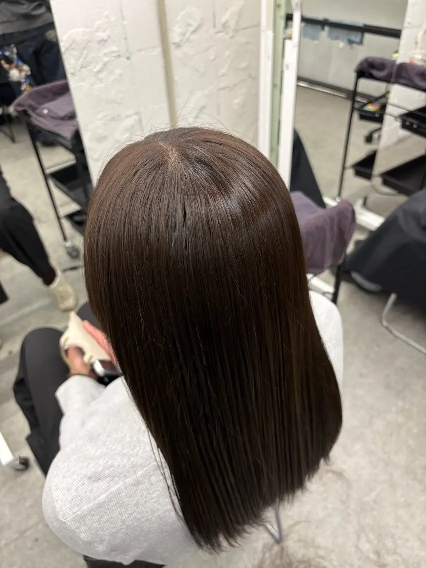 カラー 透明感カラー🫧 EMAのヘアスタイル
