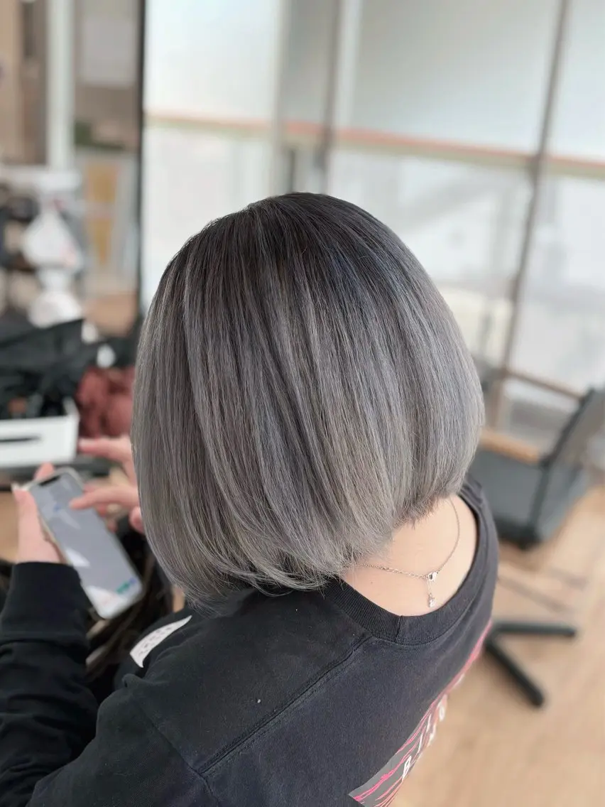 ミディアム カラー ヘアカラー 滝口 瑞季のヘアスタイル