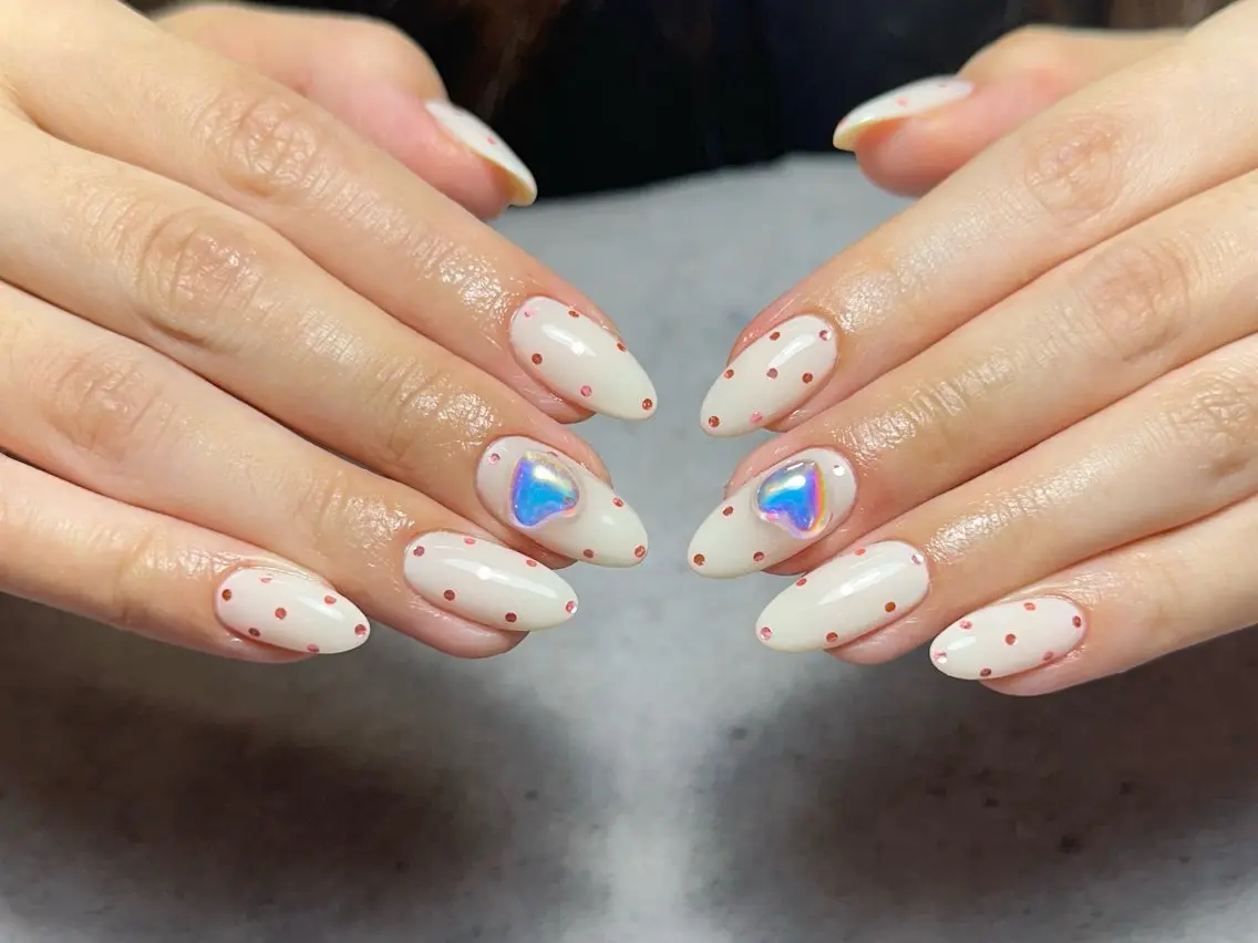 ネイル ハンドネイル 7LOOKS フェンのネイルデザイン