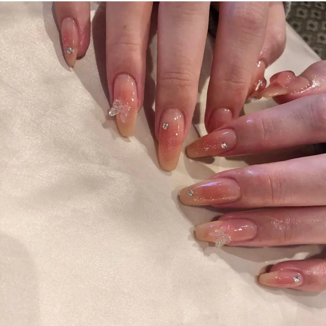 ネイル ハンドネイル パラあり！フィルイン 美フォルムのネイルデザイン