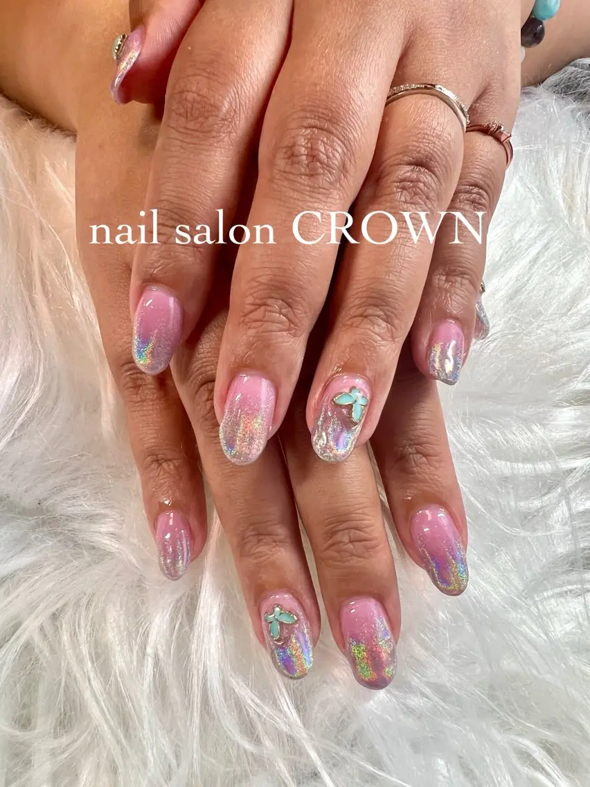 ネイル オーロラネイル グラデーション ピンク nail salon CROWNのネイルデザイン
