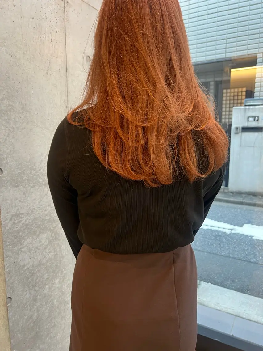 ロング カラー ベージュカラー ブリーチ オレンジ オレンジベージュ ヘアカラー 誰より丁寧なカット/ 小林輝/レイヤーのヘアスタイル