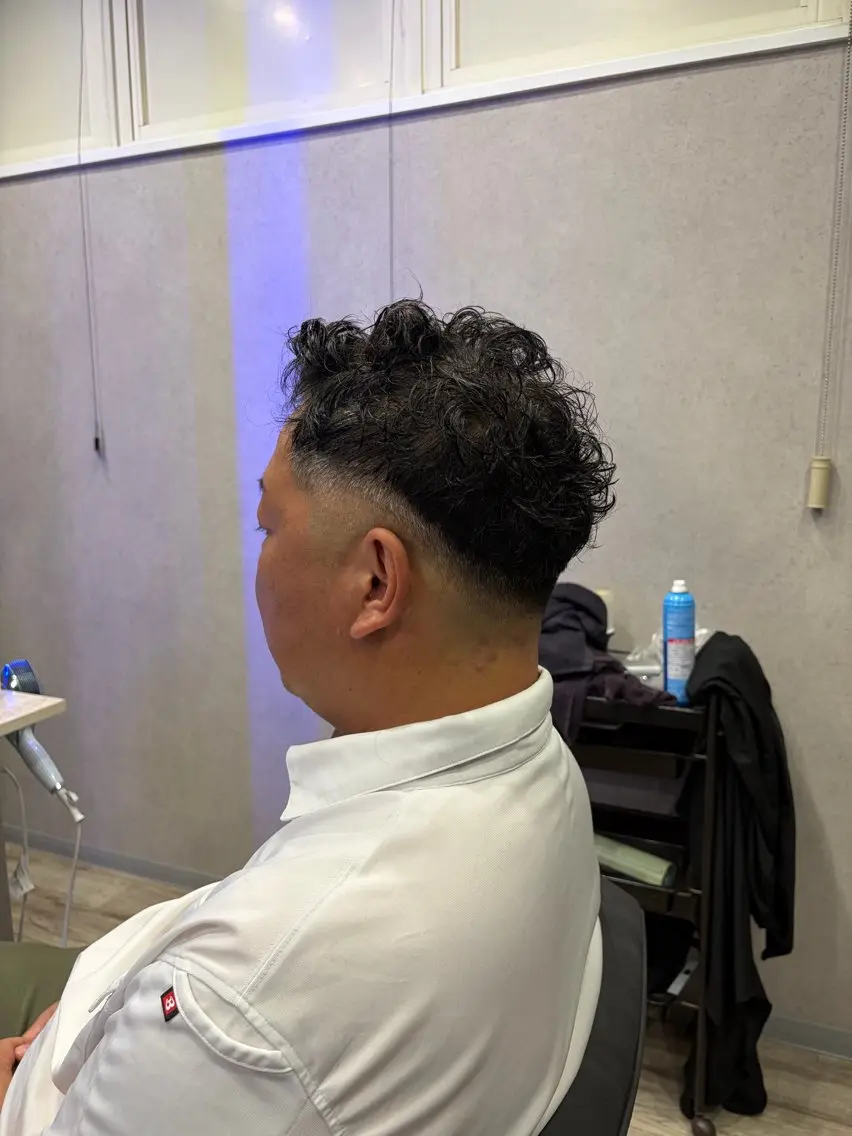 ショート メンズ フェードカット メンズパーマ カット パーマ 小林 涼那のヘアスタイル