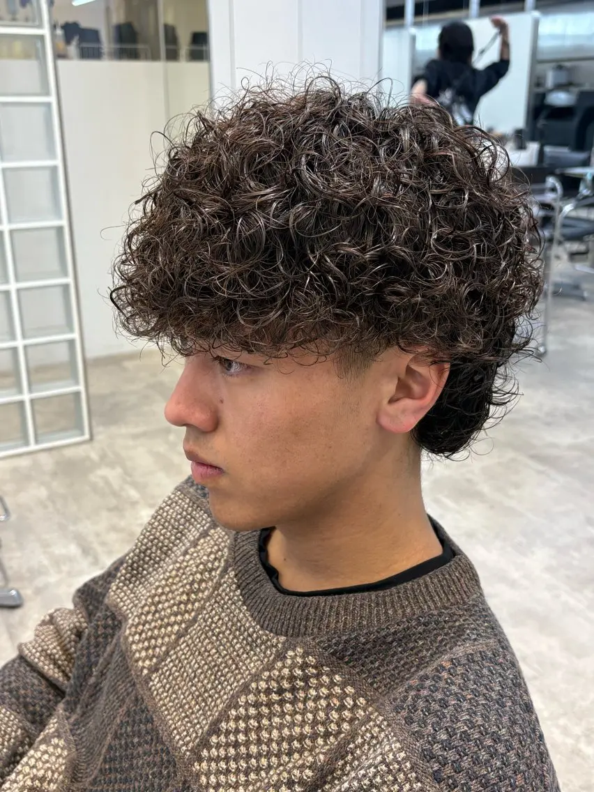 ショート パーマ プードルパーマ 【fifth】上條 巧真のヘアスタイル