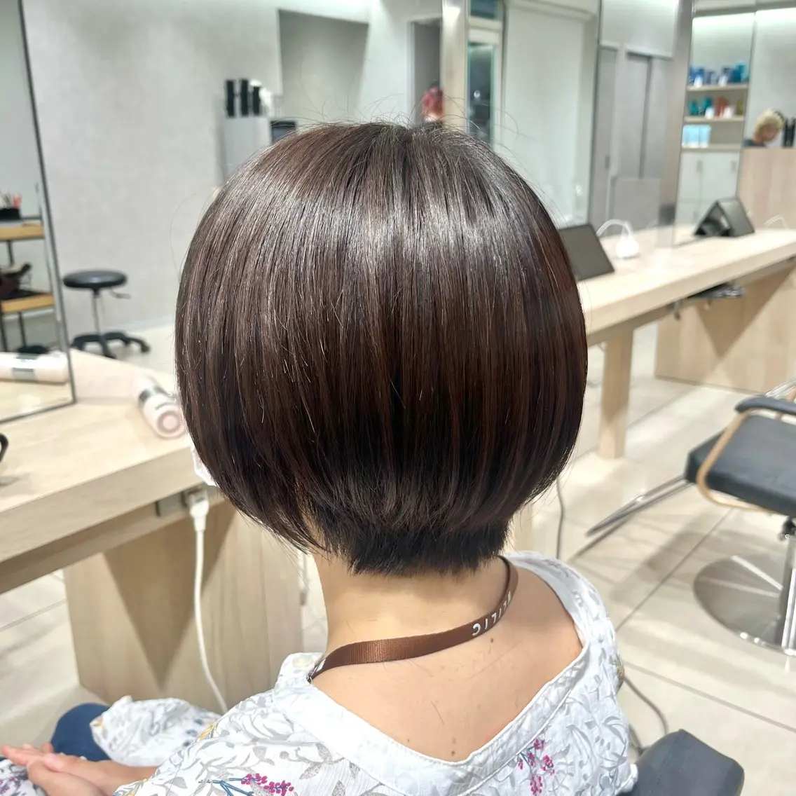 ショート カラー 丸みショート ショートヘア ヘアカラー 巖本 真希のヘアスタイル