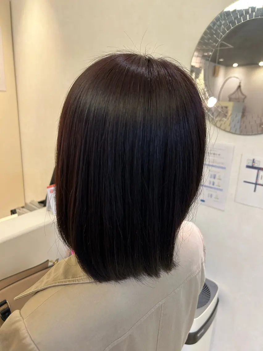 カラー 東 結菜のヘアスタイル