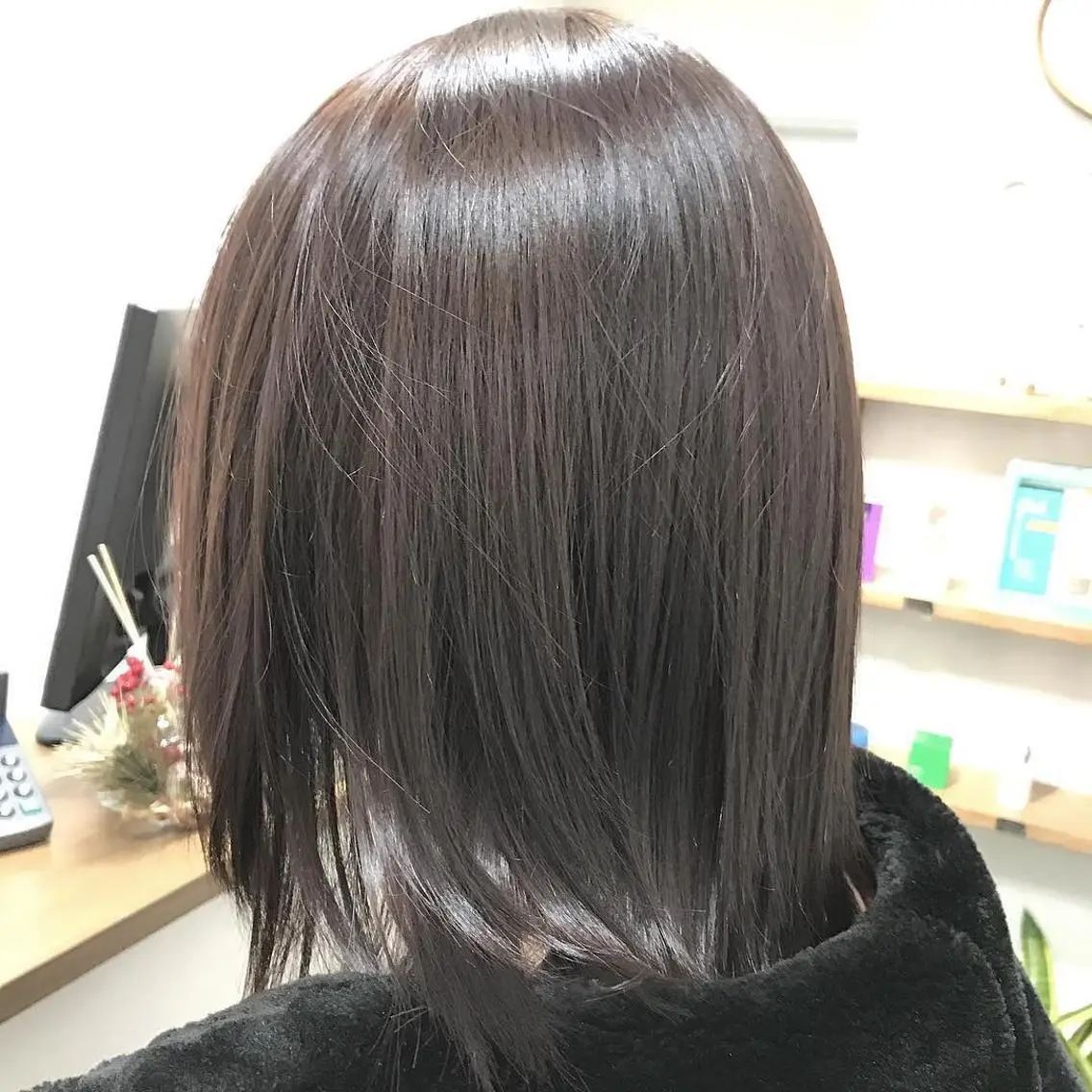 セミロング カラー バイオレットカラー 八谷 将平のヘアスタイル