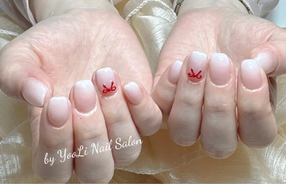 ネイル アートネイル オーロラネイル チークネイル フレンチネイル ガラスフレンチ ハンドネイル 🎀🎀YooLi Nail Salonのネイルデザイン