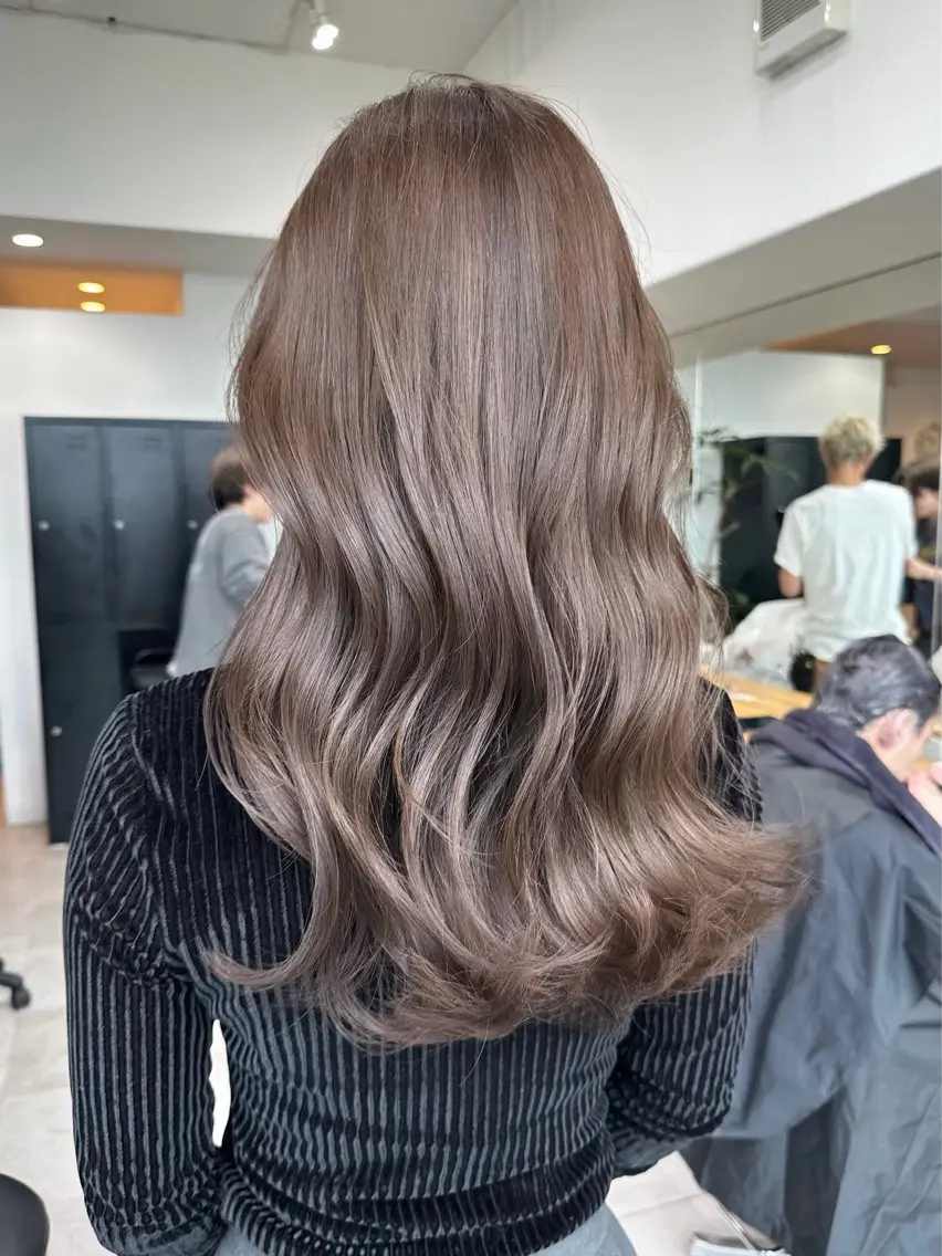 セミロング アッシュ アッシュグレー アッシュグレージュ カット ヘアカラー トリートメント ✨透明感カラー 恵比寿HAYATO✨のヘアスタイル
