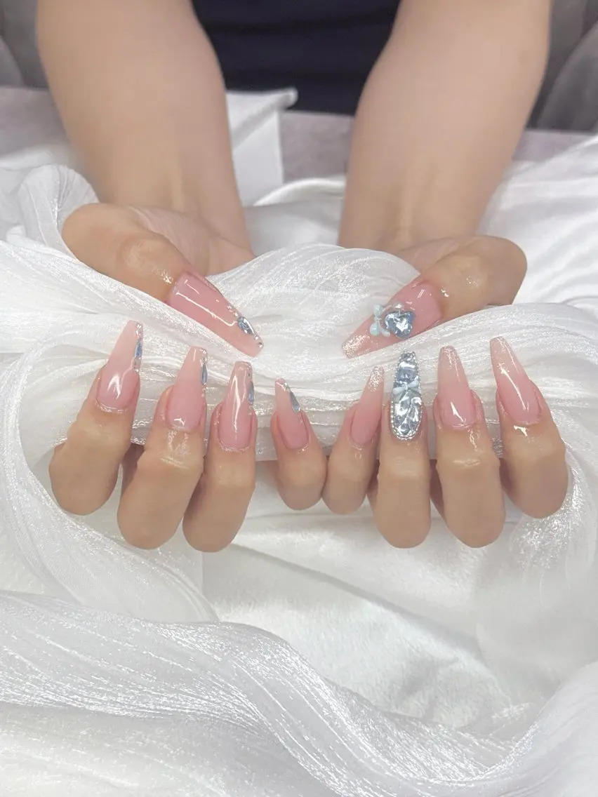 ネイル Amo nailsalonのネイルデザイン