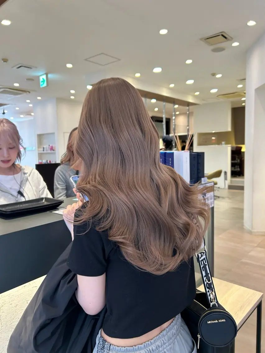 カラー ベージュカラー ブリーチ 透明感カラー ミルクティーベージュ カット ヘアカラー brace あべの/ Nicoのヘアスタイル