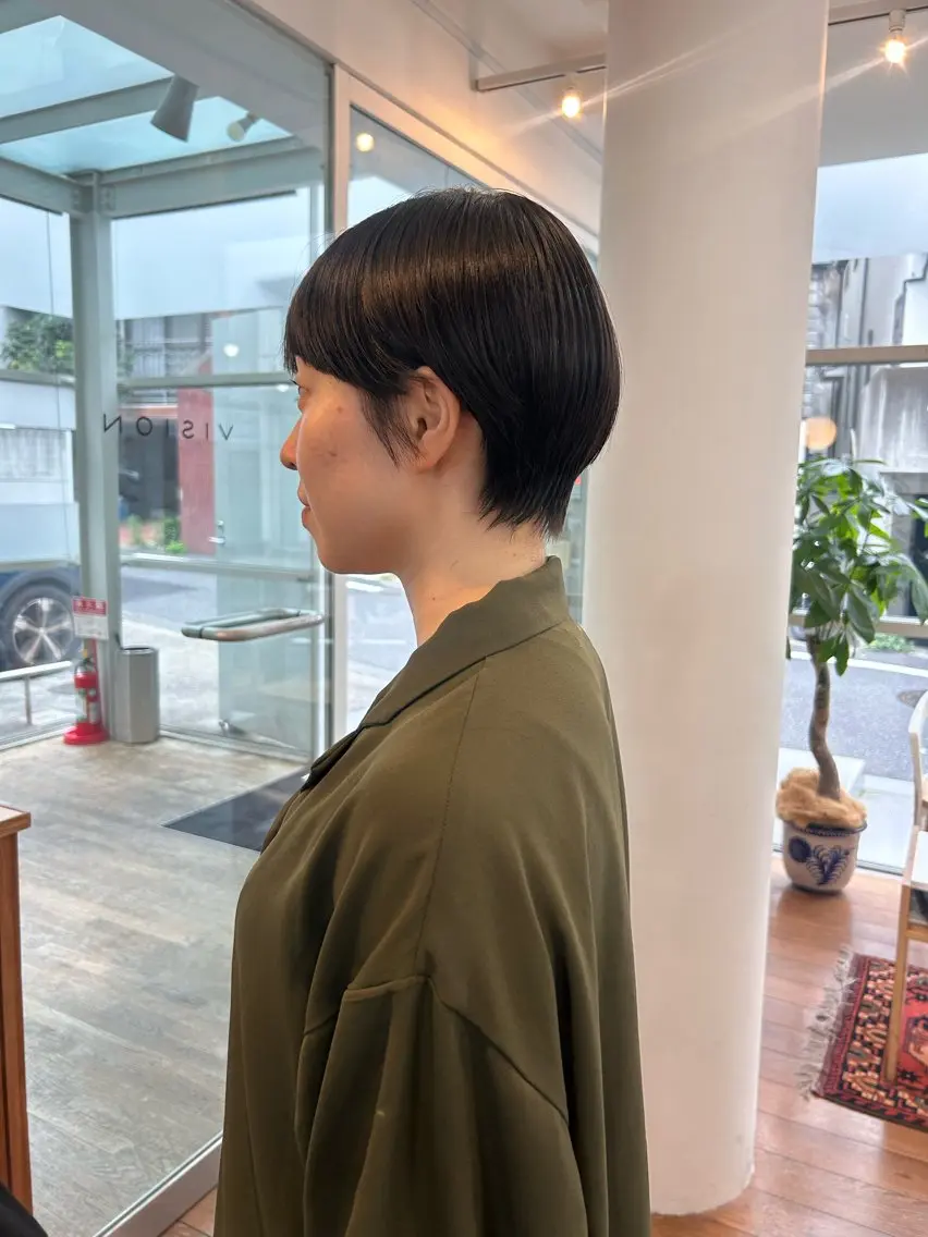 ショート かがやしづ ⭐️ベージュのヘアスタイル