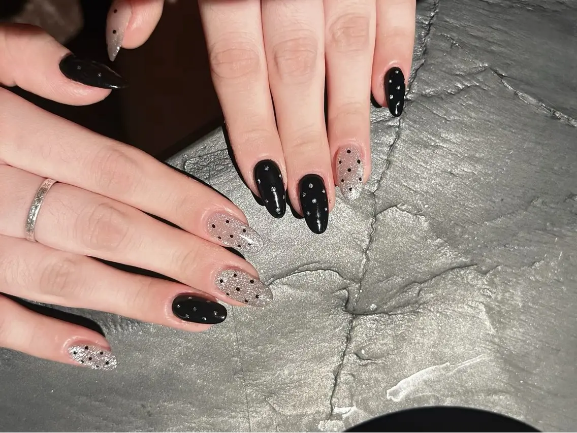 メンズ ネイル メンズ韓国風 べっ甲ネイル ボルドー ブラウン チークネイル ハンドネイル ハンドケア NEW NAIL 池袋🔥🧲のネイルデザイン