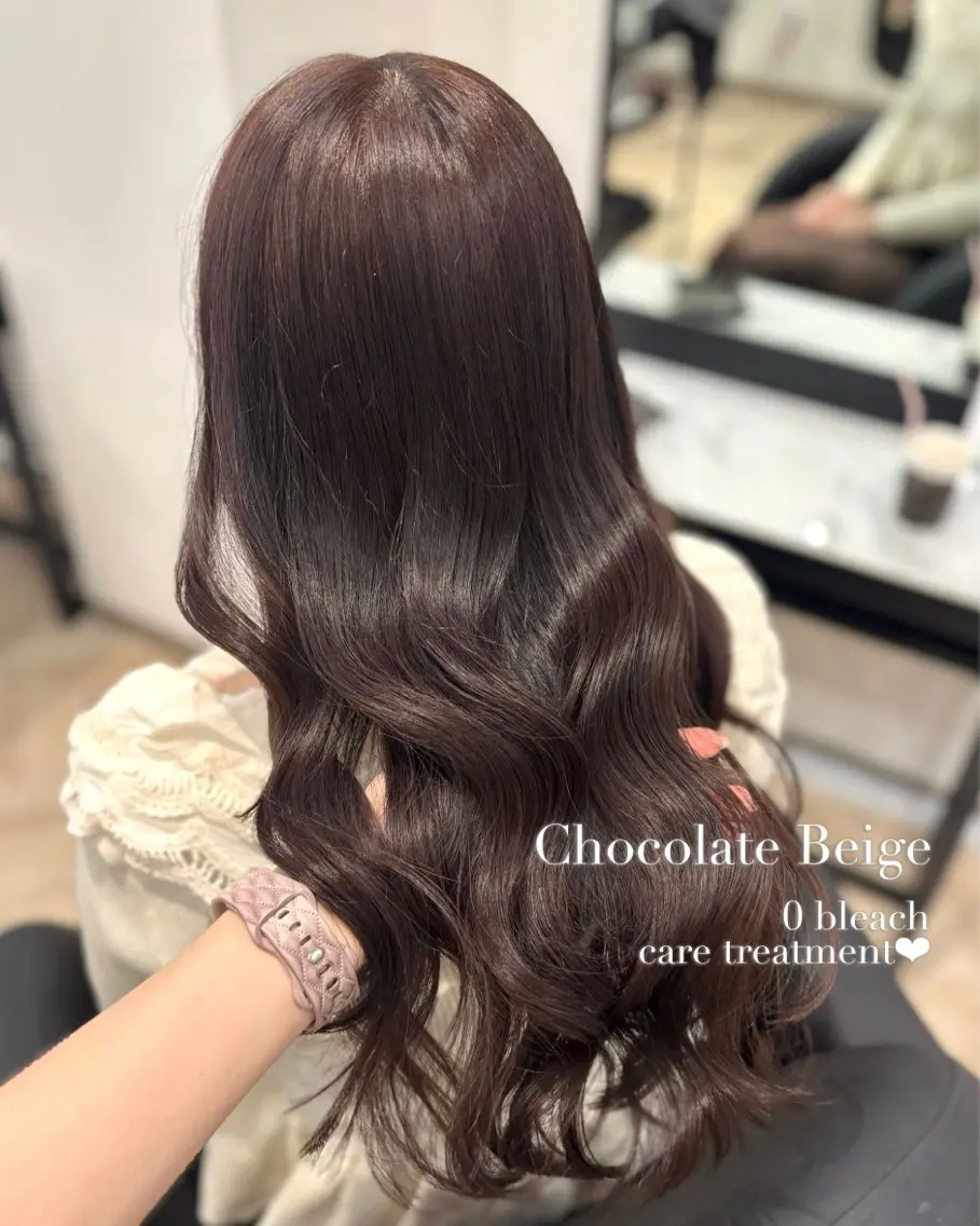 ロング カラー ベージュカラー カット ヘアカラー トリートメント 𝒎𝒐𝒆🩰 名駅/ヘアメ/暖色♡のヘアスタイル