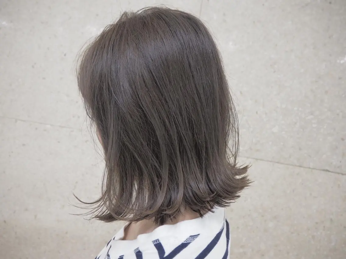 カラー ヘアカラー トリートメント 菅村 勇亮のヘアスタイル