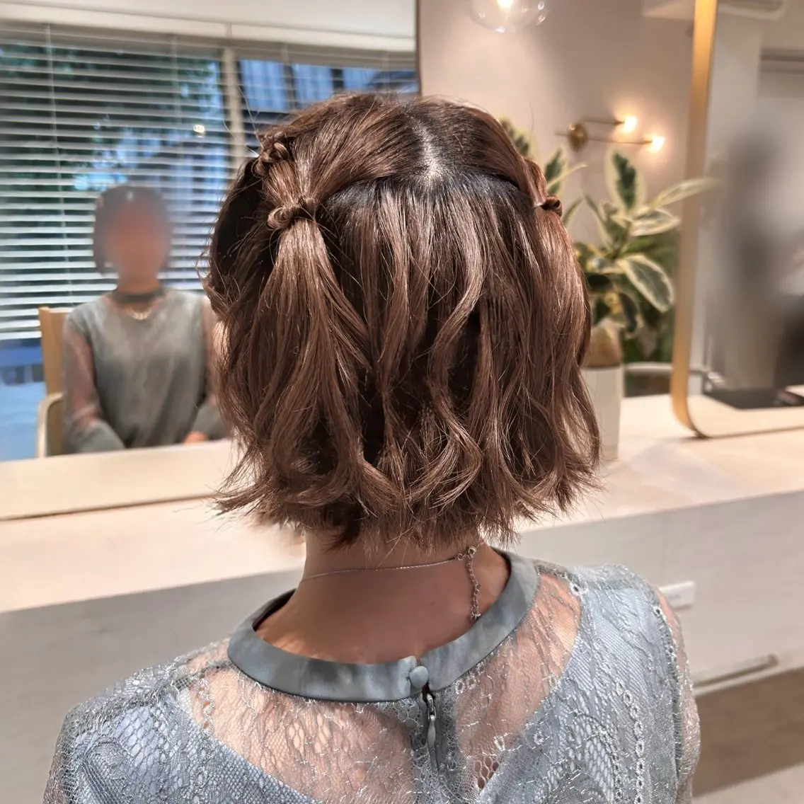 ミディアム ヘアアレンジ ハーフアップ ボブ ヘアセット ヘアメイクkeiko 🌈パーソナルカラーのヘアスタイル