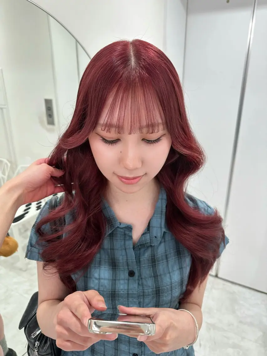 ロング ヘアカラー 韓国ガーリー🤍ハイ トーン🤍Ayanaのヘアスタイル