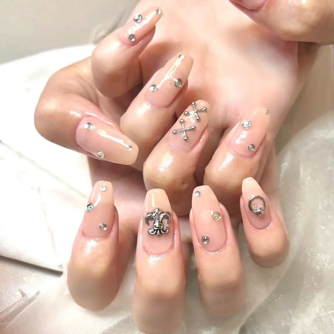 ネイル アートネイル オーロラネイル ジェルネイル 韓国ネイル ロングネイル ハンドネイル clover nailのネイルデザイン