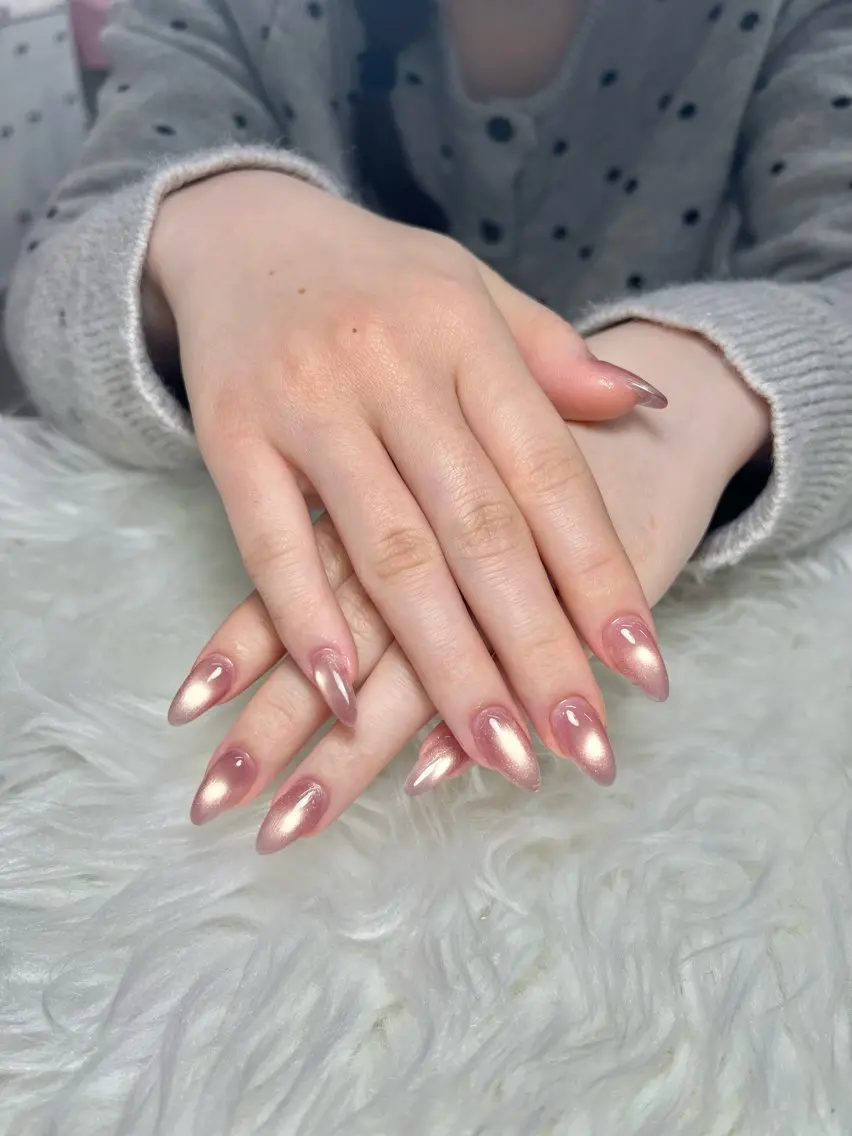 ネイル AURA NAILのネイルデザイン