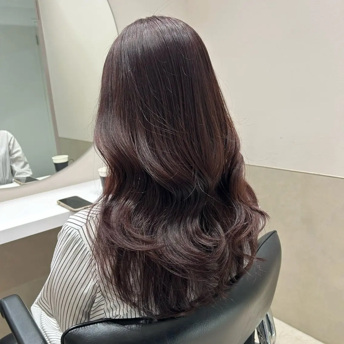 セミロング カラー ヘアアレンジ ヘアカラー トリートメント mai🍑暖色カラー /レイヤー💖のヘアスタイル