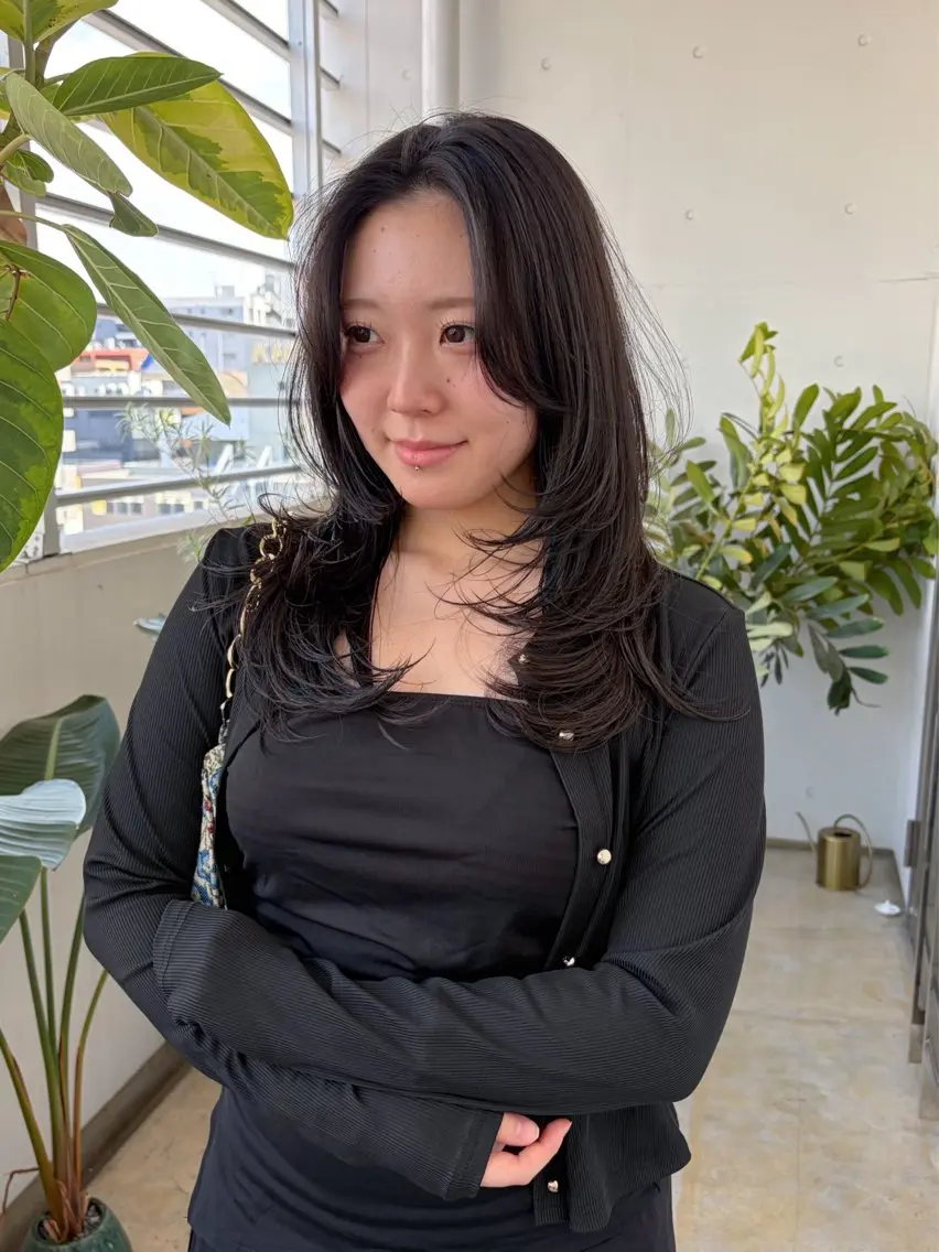 ロング カラー 透明感カラー グレージュ ヘアカラー ハルカ 透明感カラーのヘアスタイル