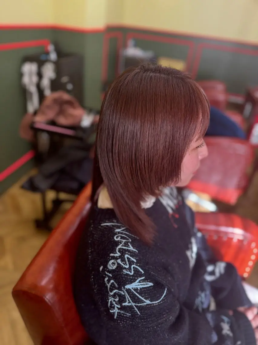 ミディアム カラー 米倉 麻衣のヘアスタイル