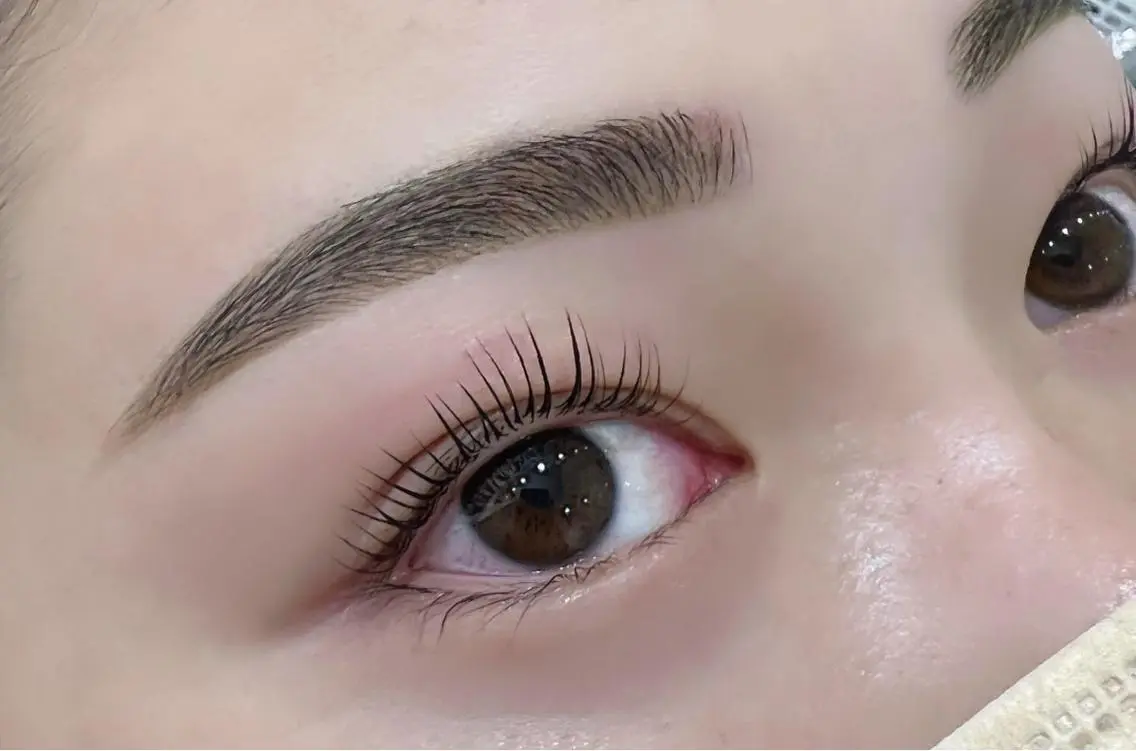 マツエク・マツパ アイブロウ マツパ Emiy BeautyLushのマツエク・マツパデザイン
