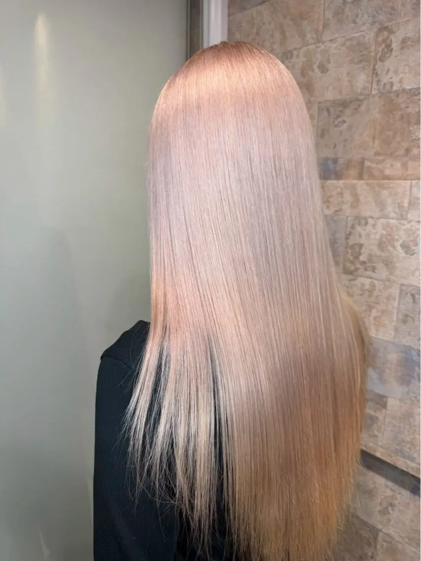 ロング カラー ヘアカラー 和久井 琉空のヘアスタイル