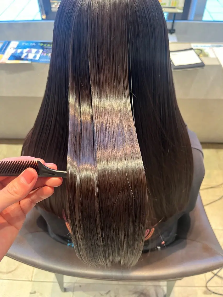 【minimo特別価格】 うる艶!髪質改善酸性ストレート✨ シャンプー、ブロー込み🫧の写真