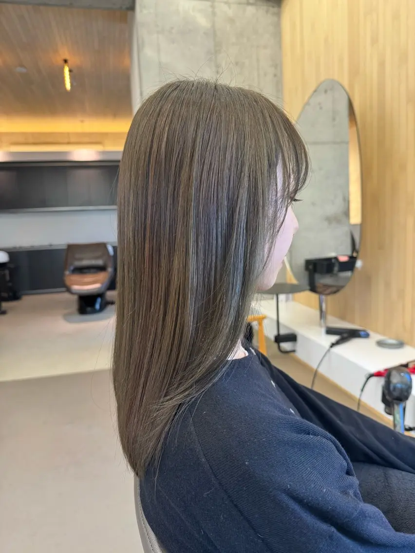 ロング カラー グレージュ オリーブグレージュ オリーブグレー カット ヘアカラー 縮毛矯正 トリートメント 【髪質改善】 kasumi🌷🌷のヘアスタイル