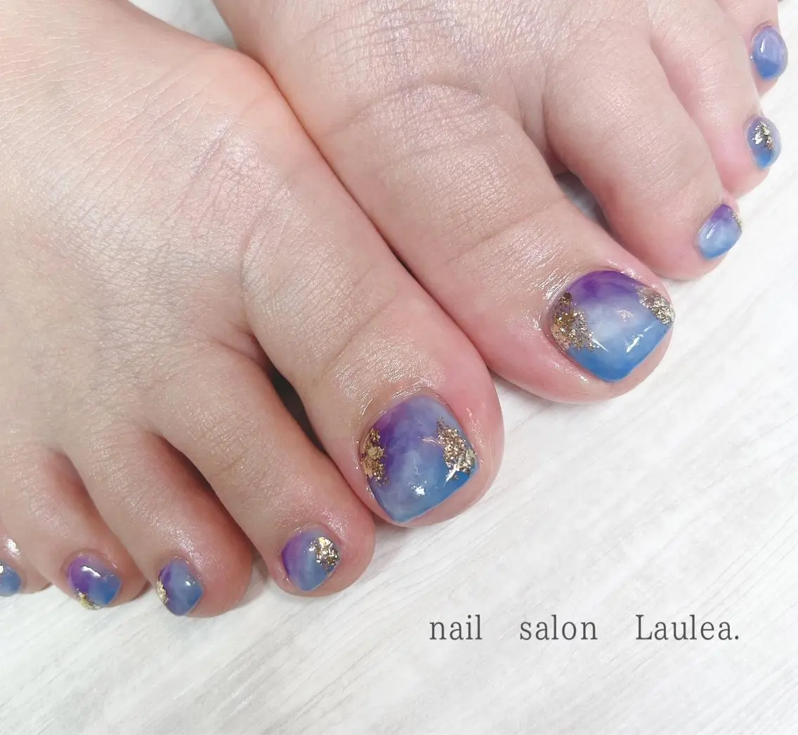 ネイル フットネイル ニュアンスネイル 夏ネイル nail salon Lauleaのネイルデザイン