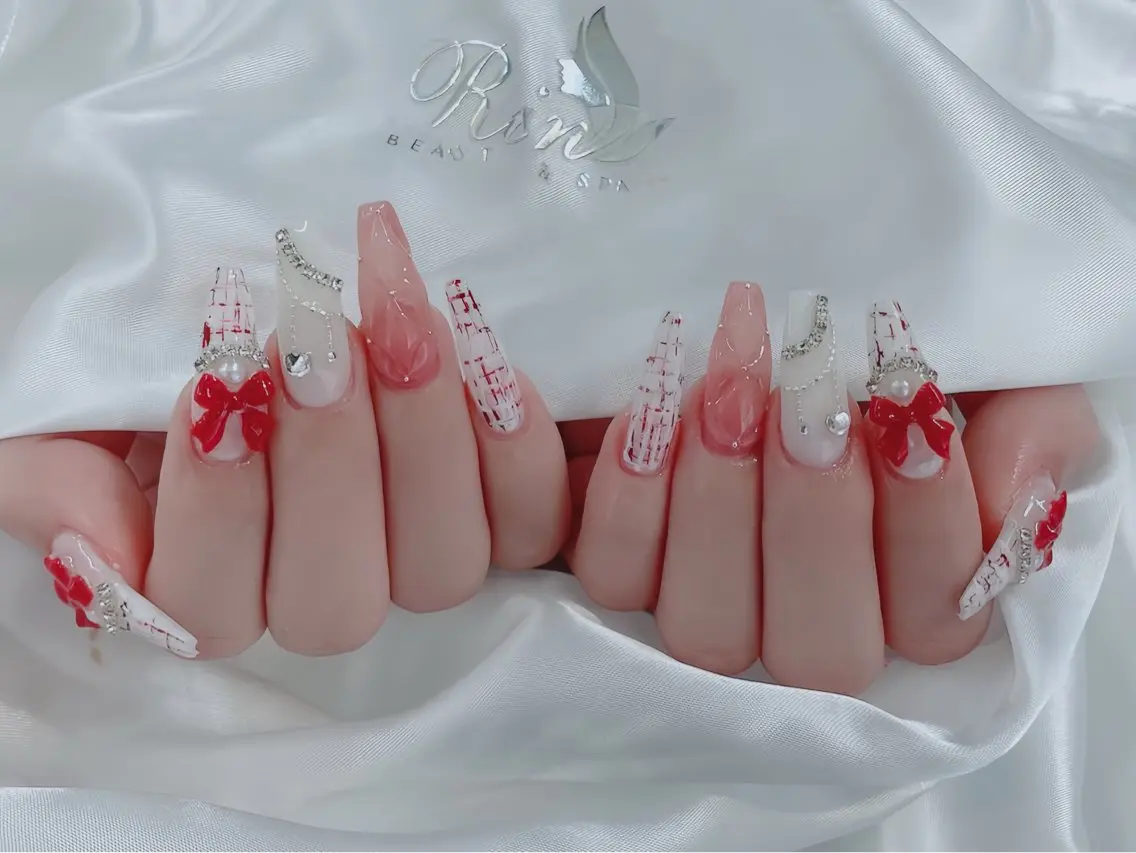 ネイル アートネイル 成人式 ロングネイル ニュアンスネイル スカルプネイル ハンドネイル Rin Nail 新大久保店のネイルデザイン