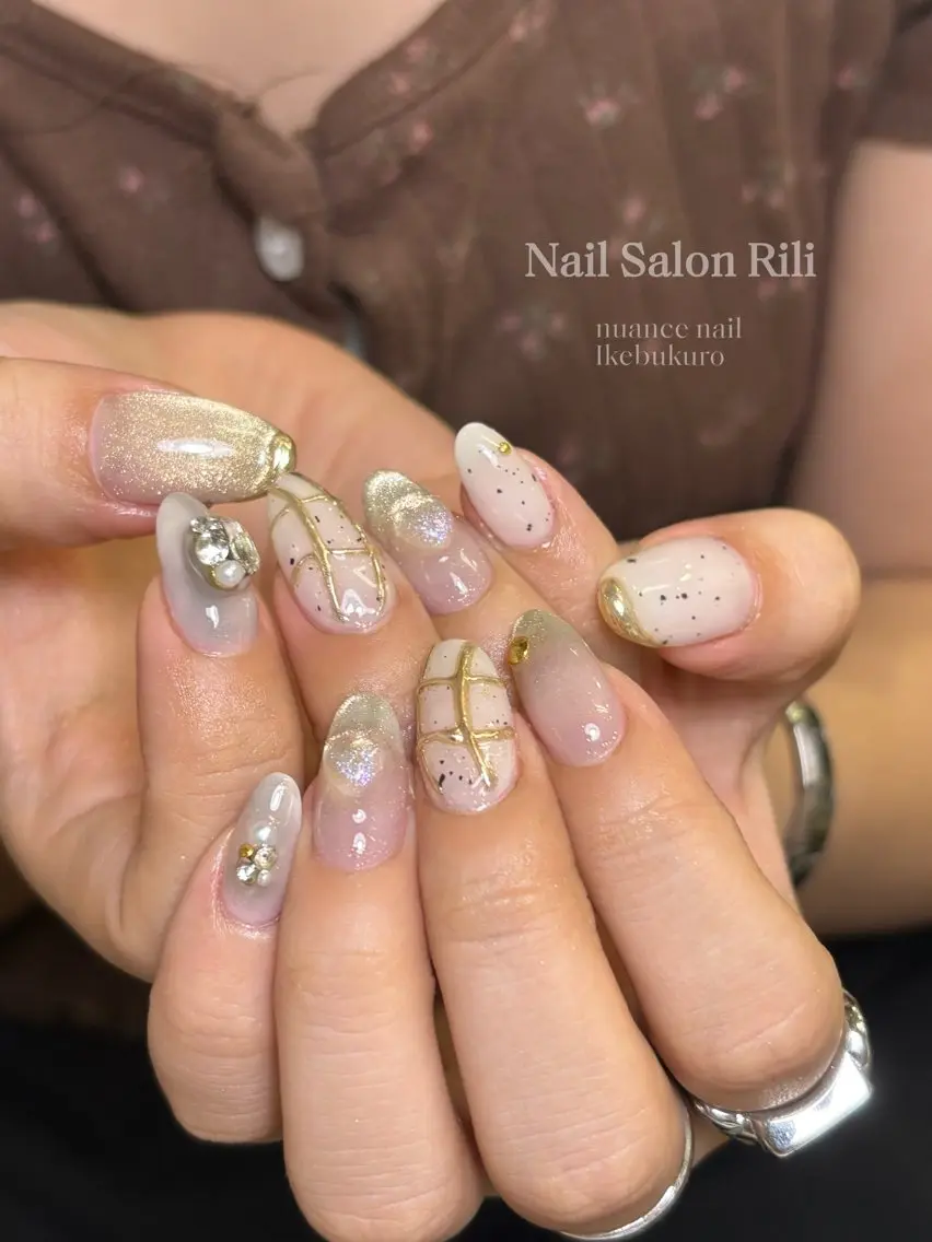 ネイル 持ち込み ニュアンスネイル lu naのネイルデザイン