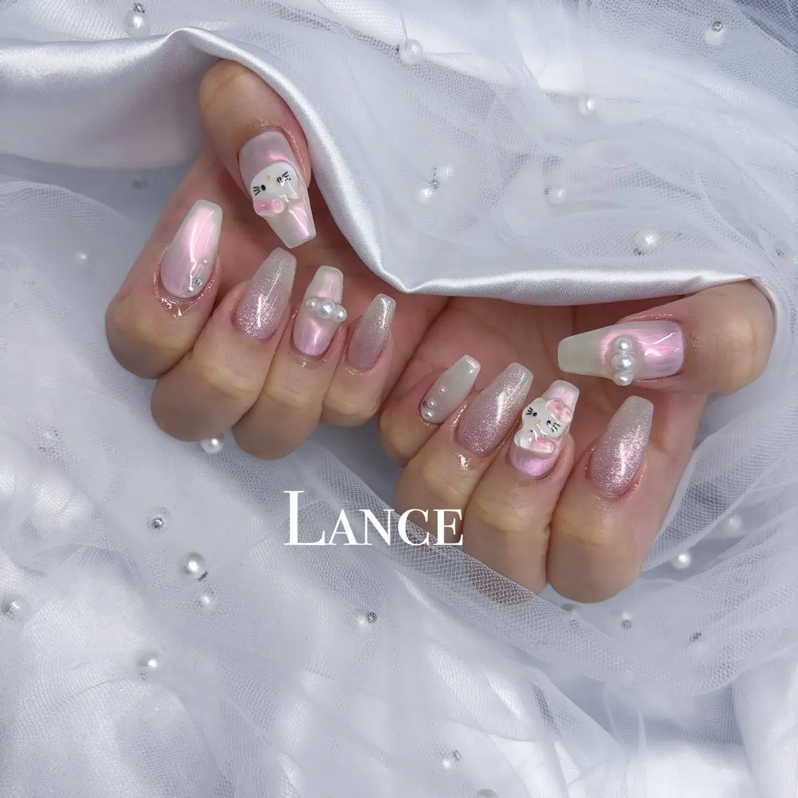 ネイル オーロラネイル フットネイル フレンチネイル ガラスフレンチ 氷ネイル・うるうるネイル ハンドネイル Lance nailのネイルデザイン