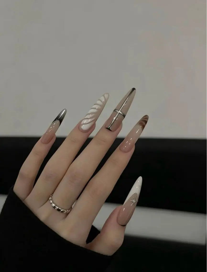 ネイル アートネイル チークネイル フレンチネイル ジェルネイル ガーリー HAPPI NAIL 大国町のネイルデザイン