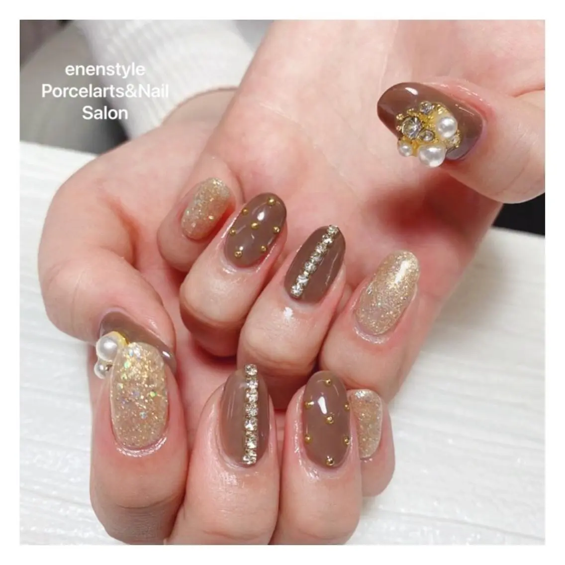 ミディアム ネイル ハンドネイル 🐾enen style 🐾のネイルデザイン