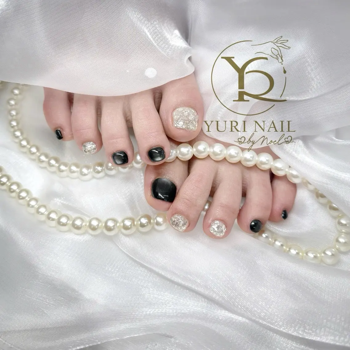 ネイル オーロラネイル ブルー チークネイル フットネイル フレンチネイル ハンドネイル フットネイル ハンドケア YURI Nail Funabashiのネイルデザイン