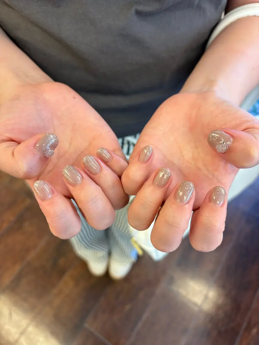 ネイル ハンドネイル AMI 美フォルムネイルのネイルデザイン