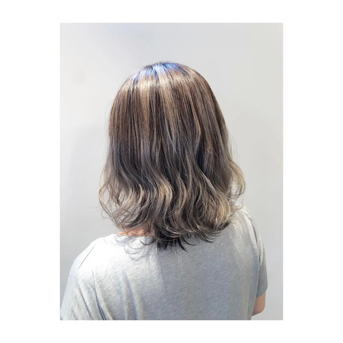 ミディアム カラー あらい なつみのヘアスタイル