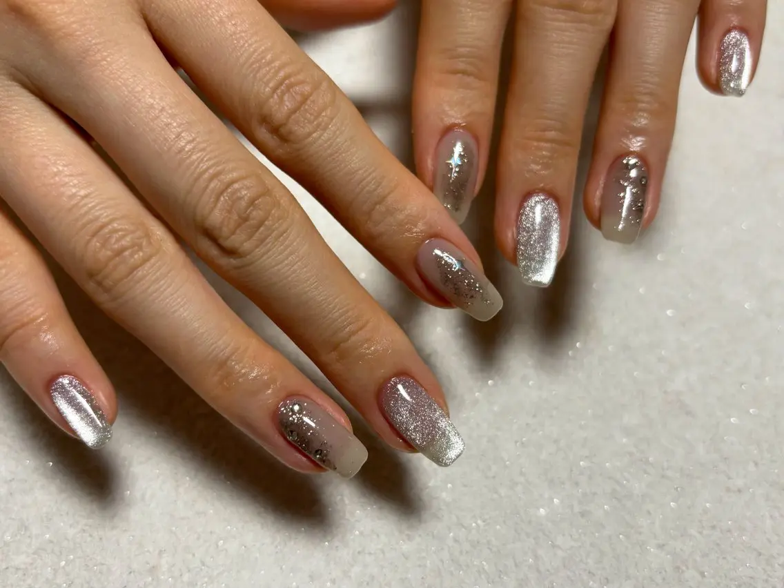 ネイル オーロラネイル フットネイル フレンチネイル ジェルネイル 韓国ネイル ハンドネイル kiki nail &brow二子玉川のネイルデザイン