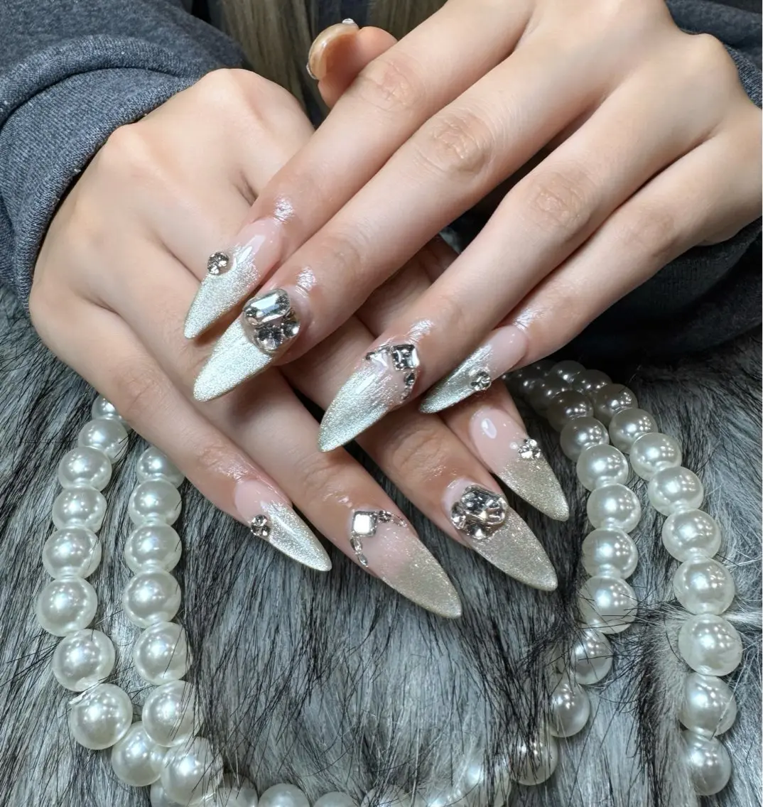 ネイル ハンドネイル Doris Nail Salonのネイルデザイン