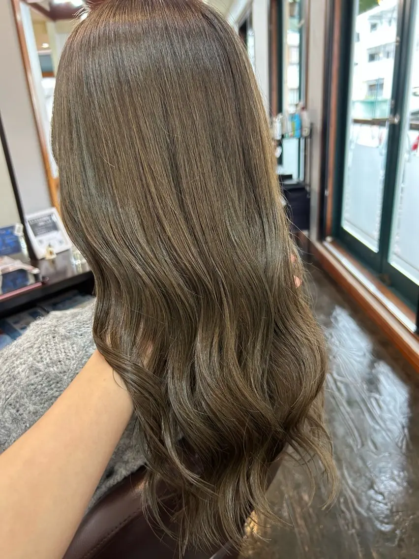 【当日限定】髪質改善水素カラー+カット🤍の写真